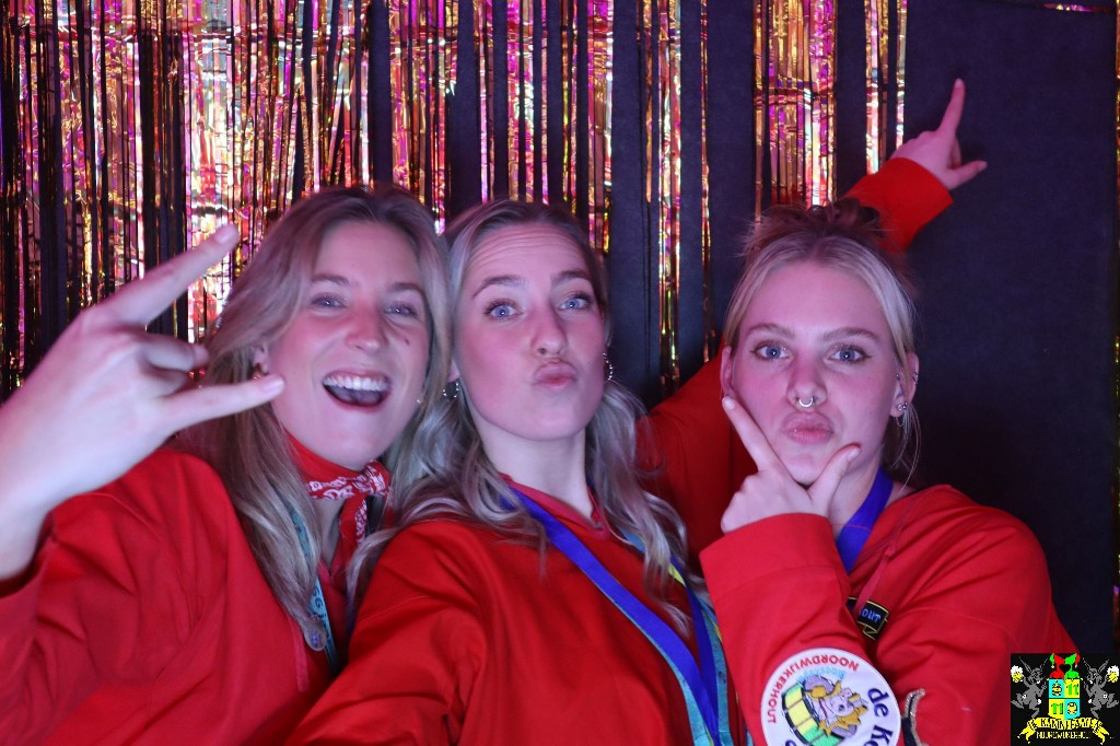 ../Images/Jeugd Opwarmbal Photobooth 296.jpg